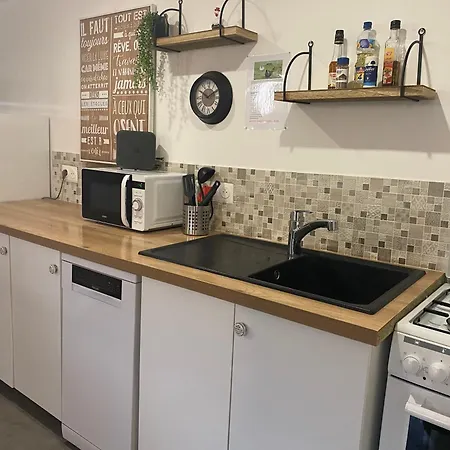 Les Rives Du Lay Joly