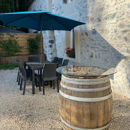 Les Rives Du Lay Joly
